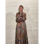 Ko Shibasaki Instagram - 師走の振り返り③ 今年ほど数多く舞台挨拶というものに登壇することは今までにもなかったと思う…それくらい、動いてました。 今年は『奉仕』の年であったように思う。 Dr.コトーも、ガリレオも、恩返しのような気持ちが、どこかにあったような。 …映画公開日には朝から電波ジャックでテレビ出演もしました📺 #師走の振り返り #師走を駆け抜ける #あクリスマスイブ #今日も撮影してます