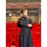 Ko Shibasaki Instagram - 師走の振り返り③ 今年ほど数多く舞台挨拶というものに登壇することは今までにもなかったと思う…それくらい、動いてました。 今年は『奉仕』の年であったように思う。 Dr.コトーも、ガリレオも、恩返しのような気持ちが、どこかにあったような。 …映画公開日には朝から電波ジャックでテレビ出演もしました📺 #師走の振り返り #師走を駆け抜ける #あクリスマスイブ #今日も撮影してます