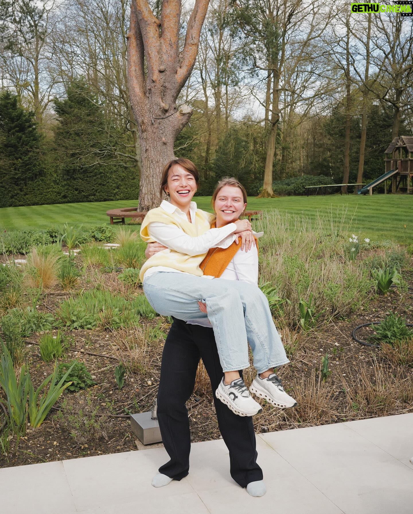 Koe Yeet Instagram - Life’s better when you are carried around 🤣