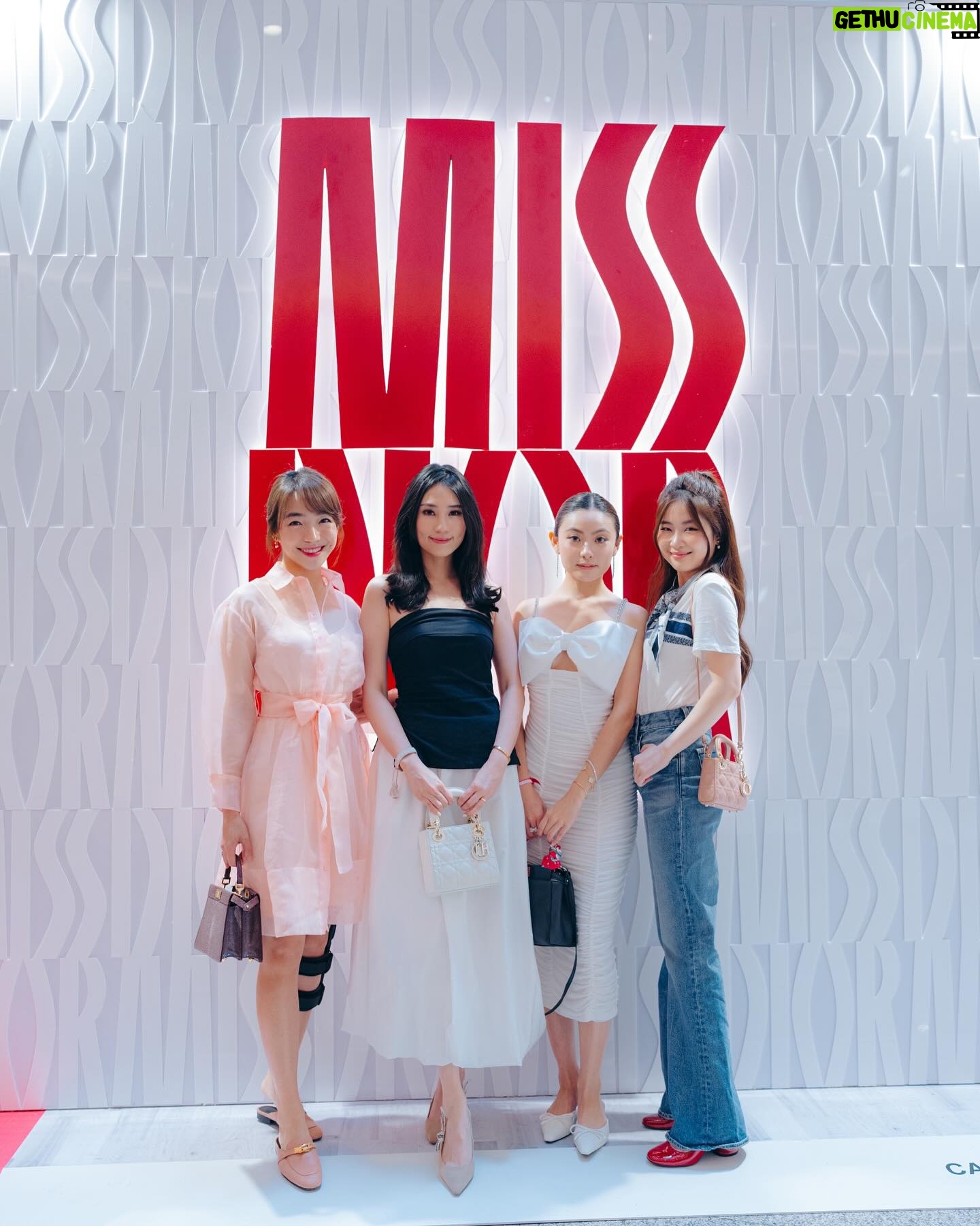 Koe Yeet Instagram - Miss Dior Parfum, reinvented. Now with a hint of amber wood notes 🎀 Brought mumsies to the Miss Dior Parfum Pop-Up at Centre Court Mid Valley to look for a cute Mother’s Day gift. ☺️ Fragrances or skincare? What do u recommend? Ps, Pop-Up is only available till 5/5. 🌸 #MissDior #DiorMY @diorbeauty @diorbeautylovers