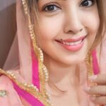Komal Jha Instagram - When your real skin is better than the filter , SWAG 🤟🧿🪬