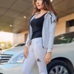Komal Jha Instagram -