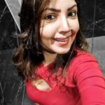 Komal Jha Instagram -