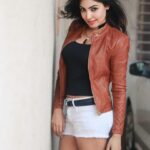 Komal Jha Instagram – मुझे ढूंढने की कोशिश अब न किया कर,
तूने रास्ता बदला तो मैंने मंज़िल बदल ली !

ikomaljha.com