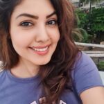 Komal Jha Instagram - Dekhti hoon zara, padosi badhaayi dete hain yaa nahin😉 #IndiavsPak 🇮🇳 🏏