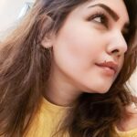 Komal Jha Instagram - 21st October 2023 Moon🆘️Chiron - this will break you down reminding you of your hurt and pain. Sun🆘️Pluto - this will give you enough power to destroy your enemies and seek revenge and curse them , never forgive but , What you need to do is - 💀🪬👣💛⚕️