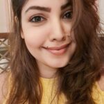 Komal Jha Instagram - Would you like to confabulate over a cup of coffee ☕️? ikomaljha.com ©️ Astrology Consultations for $200