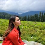 Koushani Mukherjee Instagram - Soaking Up The Sun ☀️💫💛
