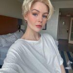 Kris Collins Instagram - All Angles of My New Hair & Messy A$$ Hotel Room