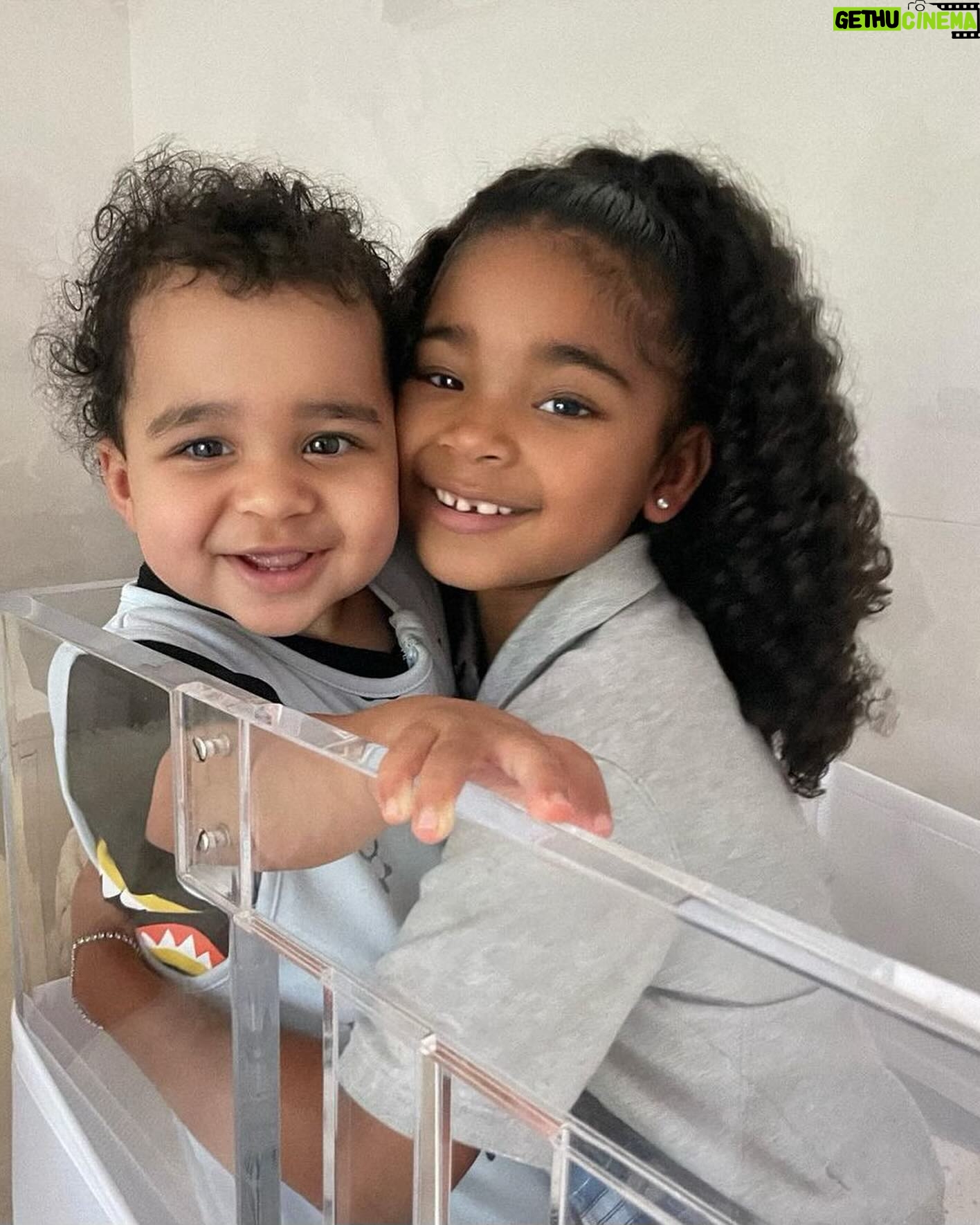 Kris Jenner Instagram - I canβt believe my beautiful granddaughter, True, turns six today! π Words cannot express the pride and joy I feel watching you grow into the incredible young lady you are becoming. You are the most amazing daughter, sister, granddaughter, cousin and friend and you have the best dance moves! You are kind, sweet, thoughtful, funny, your energy and love for life is so infectious and you spread so much love and happiness wherever you go. Happy birthday, our precious True! May your day be filled with love, laughter, and all the dancing your heart desires. I love you to the moon and back! Lovey ππππΌ #BirthdayGirl #DancingQueen