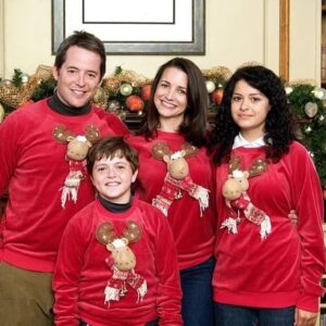 Kristin Davis Instagram - Merry Christmas from me and all of my holiday alter egos ❤️🎄