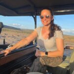 Kristin Davis Instagram - I cherish each visit to @sheldricktrust . It is truly magical to be in Kenya and get to see all of the many species of orphaned animals the Trust is raising. Thank you for all that you do #SWT , and thank you to the global community that makes it possible ♥️🐘🦒🦏🦉🦓🐃