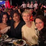 Kristin Davis Instagram - I’ll take any excuse to be in this company, but celebrating @cynthiaenixon has to be one of the best ones 🤍