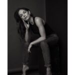 Kristin Kreuk Instagram – Listen. I don’t love getting my photo taken. Ask any friend I have ever had. Because of my job, I feel capable of getting photoshoots done. Efficiently and with minimal grumbling. That said, I haven’t had pictures taken of me commissioned by me since I was 18 (headshots). I realize now that part of why the self-commissioned process is challenging is that I have to look at all these pictures of myself and I struggle to not be super judge-y. But part of why it’s great(!) is that there is a much higher chance of getting shots that are more reflective of me. Kristine did that. I think. I mean. Who knows. I have no idea what external representation reflects me best. Ha. But! Kristine took many shots that reflect what I think best represents me. I’ve included two that she posted as they are lovely. I have also included one that hasn’t been touched up but makes me laugh (the 3rd image). The final image is not Kristine’s—it was taken by Marcus on the set of Burden of Truth and I feel it helps to complete the story. Anywho (apparently it’s “anyhoo” y’all)! I’m still picking pictures. But you all will see them as time passes. If you are in Vancouver and want some lovely shots of yourself— @theportraitsessions 

Pictures 1-3 taken by @theportraitsessions and 💄 by @beautyreawakened 

Edited to add: to the person who asked me about Lana’s book recommendation via a friend at Steel City Con: I think I have an answer!