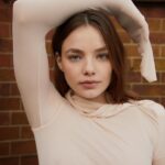 Kristine Froseth Instagram - Tusen takk for en fantastisk dag! @voguescandinavia v❤️❤️❤️❤️