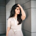 Krithi Shetty Instagram – When the light hits the highlight ✨ #casualstyle #goodskinday 
•
M&H @angelinajoseph @kamaldeepss 
Photographer @prathameshbhosale09 @khichakmotionpictures