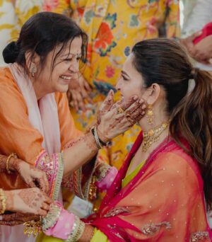 Kriti Kharbanda Instagram - Naani ma ka haar aur ma ki shaadi ka dupatta! The two things I was sure I was going to adorn during my Chooda ceremony even before there was a boyfriend or a proposal ❤️ bachpan ka Sapna tha :) 

It was a magical morning. Riding high on emotions and my heart pounding coz pulkit and I weren’t allowed to meet or see each other before the pherA’s. While we did things our way, a few things were still old school :) 
I wish he was a part of this moment too, but sigh, I loved the look on his face the first time he saw these pictures and was bowled over ❤️ 

Laal chooda and traditional kaleera’s were a non negotiable too. The number of people who tried to convince me otherwise was insane. But I’m so glad I stuck to what I wanted to do and didn’t look back ❤️