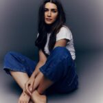 Kriti Sanon Instagram - 🦋🦋 @elleindia ELLE India Editor: @aineenizamiahmedi Photographer: @soujit.das Fashion Editor: @zohacastelino Asst. Art Director: @mount.juno_ Cover design: @harshjagtap_ Words: @words.by.hasina Hair: @nikitamenon1 Makeup: @adrianjacobsofficial Assisted by: @komal_shetty_, @sanaayagajaria (styling); @jasleen.narang (bookings); @sonali20_official (hair); rehanrazakhan1982 (makeup) Production: @cutlooseproductions