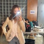 Krystal Jung Instagram – 🤳🏻