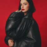 Krysten Ritter Instagram - ❤️🖤 Sick new cover for @schonmagazine ! —————————————————————photography 📸@camraface @earlymorningriot creative direction. @jennywilliams_creative fashion. @christianstroble talent. @therealkrystenritter casting. @alabamablonde @striketheblonde_casting hair. @terezkafras make up. @alexandraafrench production. Gabriella Erberth. @omaproductions videography. @fastnoa lighting tech. @ramgibson retouch. @phatdance @escapehatchstudio photography assistant. @matija.milly fashion assistant. @kassidytaylorxx location. @dfla_studio words. @kelseyjbarnes #schonmagazine #allaboutwanderlust