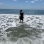 Krysten Ritter Instagram - Happy summer solstice! Make some 🪄 happen. 😎☀️🖤🧛‍♀️