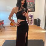 Krysten Ritter Instagram - Absolute MAGIC 🪄🌟 - so grateful that I got to experience the #pipliottirist show (before it closes 😭) at #mocagala2022 - I have never seen anything like it and my mind is 💯 blown. (Thanks @ssmooke / @creativeartistsagency for letting me tag along and Stacey for dressing me @aliceandolivia - glam 💋 @daniellebaum.mua )