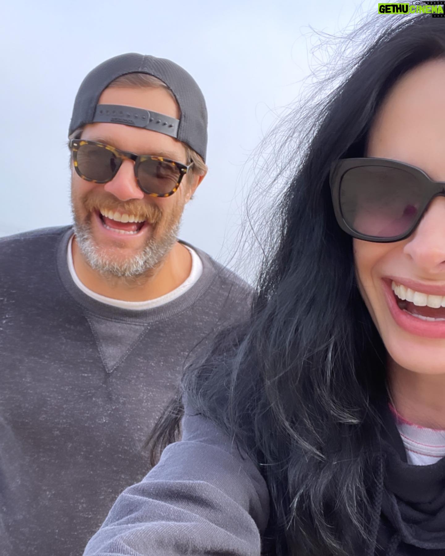 Krysten Ritter Instagram - Heaven is a cold overcast beach day for this vampire 🧛♀️ @geoffmstults has been my friend for almost 15 YEARS and remains one of the best eggs around. 🌊