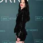 Krysten Ritter Instagram - Quick New York 🌪️moment for @amc_tv - so fun 💄🔪😈✨