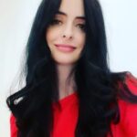 Krysten Ritter Instagram - Nightbooks is out in two days! 🤗 (thanks for the cute hair and make up @pamwiggy and @jamiemakeup 😘😘)