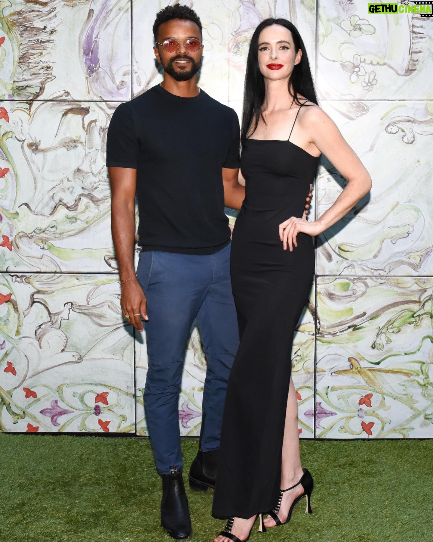 Krysten Ritter Instagram - Happy birthday my dearest Eka. You are a gift to the world and one of the brightest lights I have ever met in my life. Your heart, your depth, your empathy and compassion, your intelligence… I wish we could multiply you. You are a warrior - you are a MAN like NO OTHER. I am so grateful to know you. You inspire me. You blow my mind. I am thinking of you today - and every day - bathing you, Mana, Lila and the boys in white light - visualizing Mana with a clean bill of health - and you and Lila having the strength and endurance to carry Mana to the healed finish line. UNWAVERING. I worship you and bow to you on my fucking knees. @ekadarville @lovinglila - for those inspired to donate or help spread Eka’s son Manas story here is the link with an update @the.mana.ohana #letsgomana https://www.gofundme.com/f/LetsGoMana