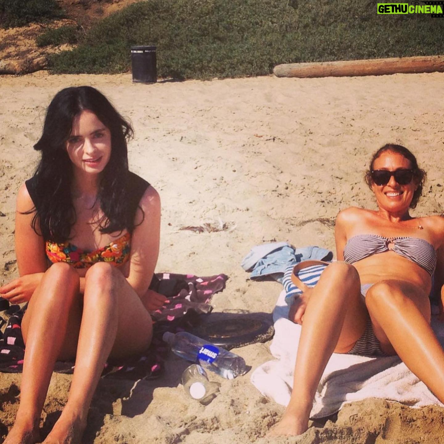 Krysten Ritter Instagram - Happy bday bestie @laurenbrat !! Love you and these photos of us from last week 😜🎉🎂👯♀️