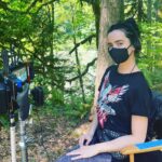 Krysten Ritter Instagram - Shooting at my favorite place @campnamanu today and it’s just delicious 🌲🌲🌲🌲🌲🌲🌲🌲🌲🌲🌲🌲🌲#krystendirects