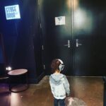 Krysten Ritter Instagram - Backstage vibes with my 👼🏻 - kiddo LOVES seeing his dad soundcheck. 🖤🖤🖤 knock ‘em dead @thewarondrugs ! 🎸