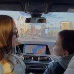 Kseniia Mishyna Instagram - Ми кожного дня прокидаємось , посміхаємось , обіймаємо своїх дітей , відвозимо їх до школи , працюємо , разом проводимо найприємніши години та мріємо. І для того щоб кожна мрія ставала реальністю, треба зробити перший крок - почати накопичувати. Я рекомендую це робити через МаніБокс в застосунку ПУМБ Online. Для того щоб почати збирати на власні потреби та бажання необхідно просто: зайти в застосунок та відкрити картку від Mastercard, і відкрити МаніБокс. Поповнювати МаніБокс легко та зручно : за посиланням, за номером чи за реквізитами . А ще є приємний бонус - накопичувати 5 % річних на залишок. І якщо захочете забрати гроші - без проблем в будь який момент. ПУМБ Online – це вигідно Приємних мрій та вдалих накопичень @pumb.ua @mastercardukraine