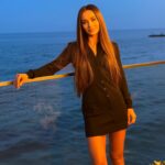 Kseniia Mishyna Instagram - Сфоткалася до їжі , щоб запамʼятати себе такою 🍓