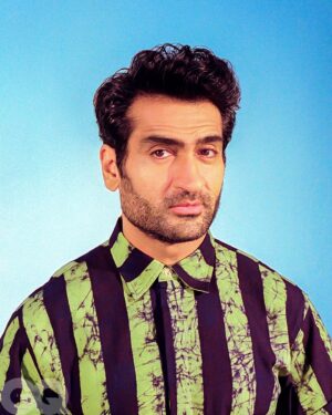 Kumail Nanjiani Instagram - Me for @gq. 

Photographs by @byaaronsinclair 

Styled by @mobolajidawodu