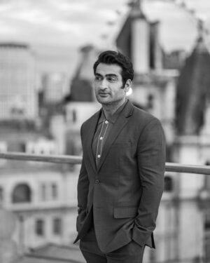 Kumail Nanjiani Instagram - Me. London. 

Styling: @jeanneyangstyle @chloekeiko 
Grooming: @jennierobertshair
Suit: @grayscaleic 
Shirt: @toddsnyderny 
Shoes: @wolfandshepherd
Pics by @misanharriman