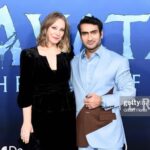 Kumail Nanjiani Instagram - Avatar: The Way of Water is remarkable. I’ll never get it out my head. A stunning and gorgeous achievement. Suit @grayscaleic Shoes @louboutinworld Watch @audemarspiguet Styling @chloekeiko @jeanneyangstyle