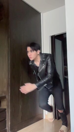 Kunatip Pinpradub Instagram - เมื่อพจน์ อานนท์ นัดกองด่วน