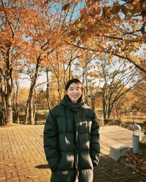 Kwon So-hyun Instagram - 가을 끝자락 🍂
전 즐겁게 촬영을 하며 잘 지내고 있습니다 ☺️

#생존신고
