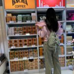Kwon Yu-ri Instagram - 나 그래서 뭐샀게? #HONGKONG