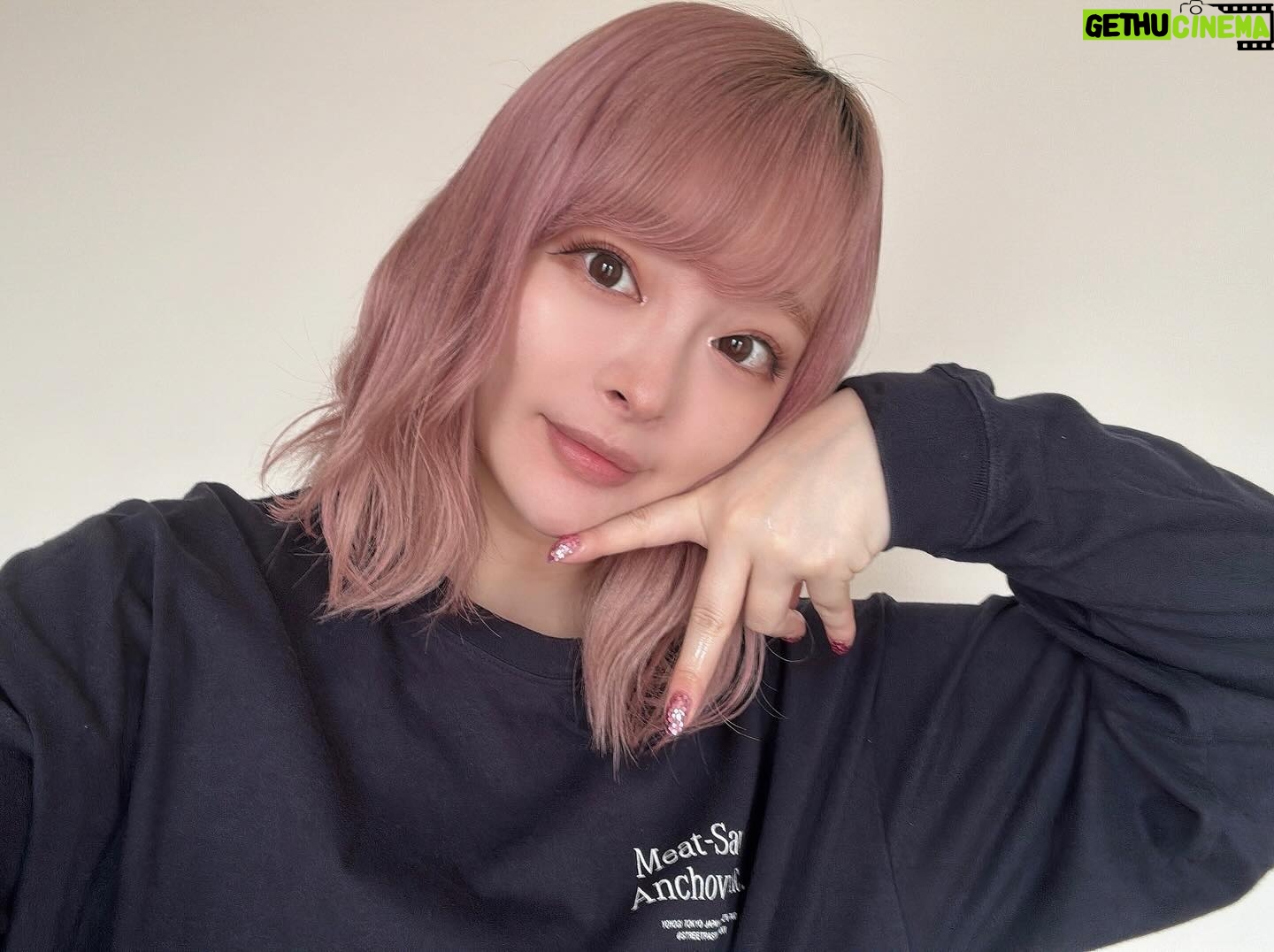 Kyary Pamyu Pamyu Instagram - pink shampoo🌸💅🏻