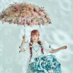 Kyary Pamyu Pamyu Instagram – KPP×日比谷花壇
大好きなお花に囲まれて👰🏻‍♀️
みんなの素敵なウェディングに寄り添いたいな💍