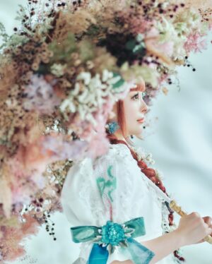 Kyary Pamyu Pamyu Instagram - KPP×日比谷花壇
大好きなお花に囲まれて👰🏻‍♀️
みんなの素敵なウェディングに寄り添いたいな💍