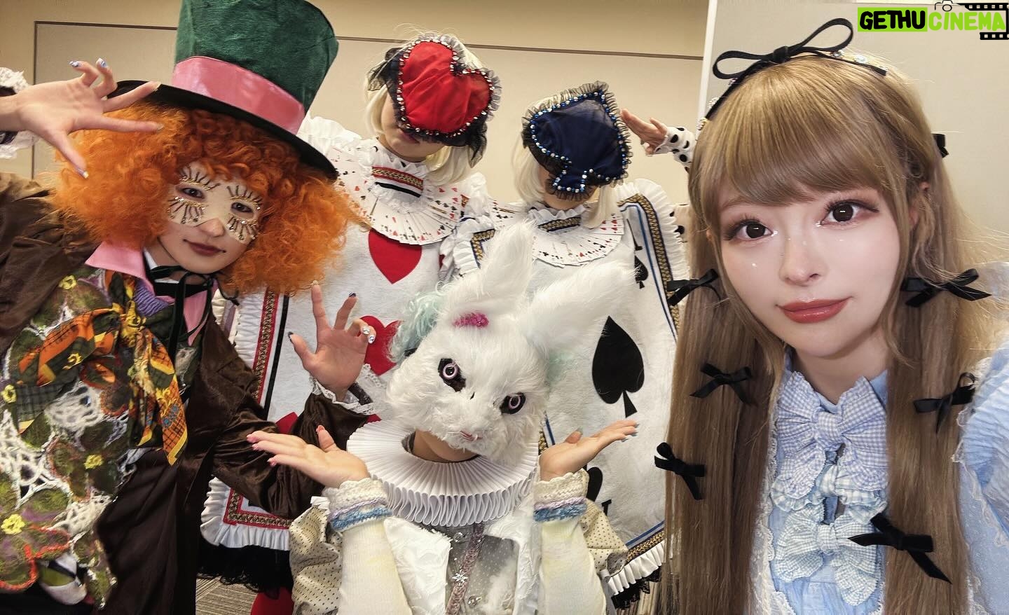 Kyary Pamyu Pamyu Instagram - 🎩♥️♣️🐇☕️🫖