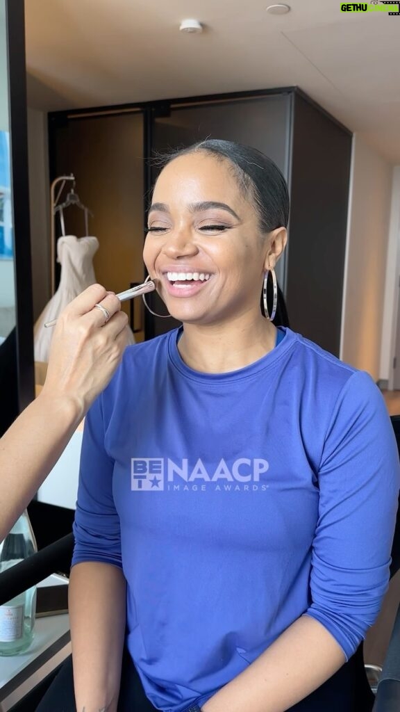 Kyla Pratt Instagram - THIS. IS. KYLA. PRATT! Our social hostess with the mostess did her thing last night. 🔥 There’s no carpet our cousin can’t work, but let’s run it back from the top. Come get ready with @kylapratt! Yesterday went a little something like this… 👀 #NAACPImageAwards