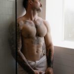 Kyle Krieger Instagram - come say hi — more on onlyfans 🚿💦 and a new spooky short film available tomorrow 👀💀