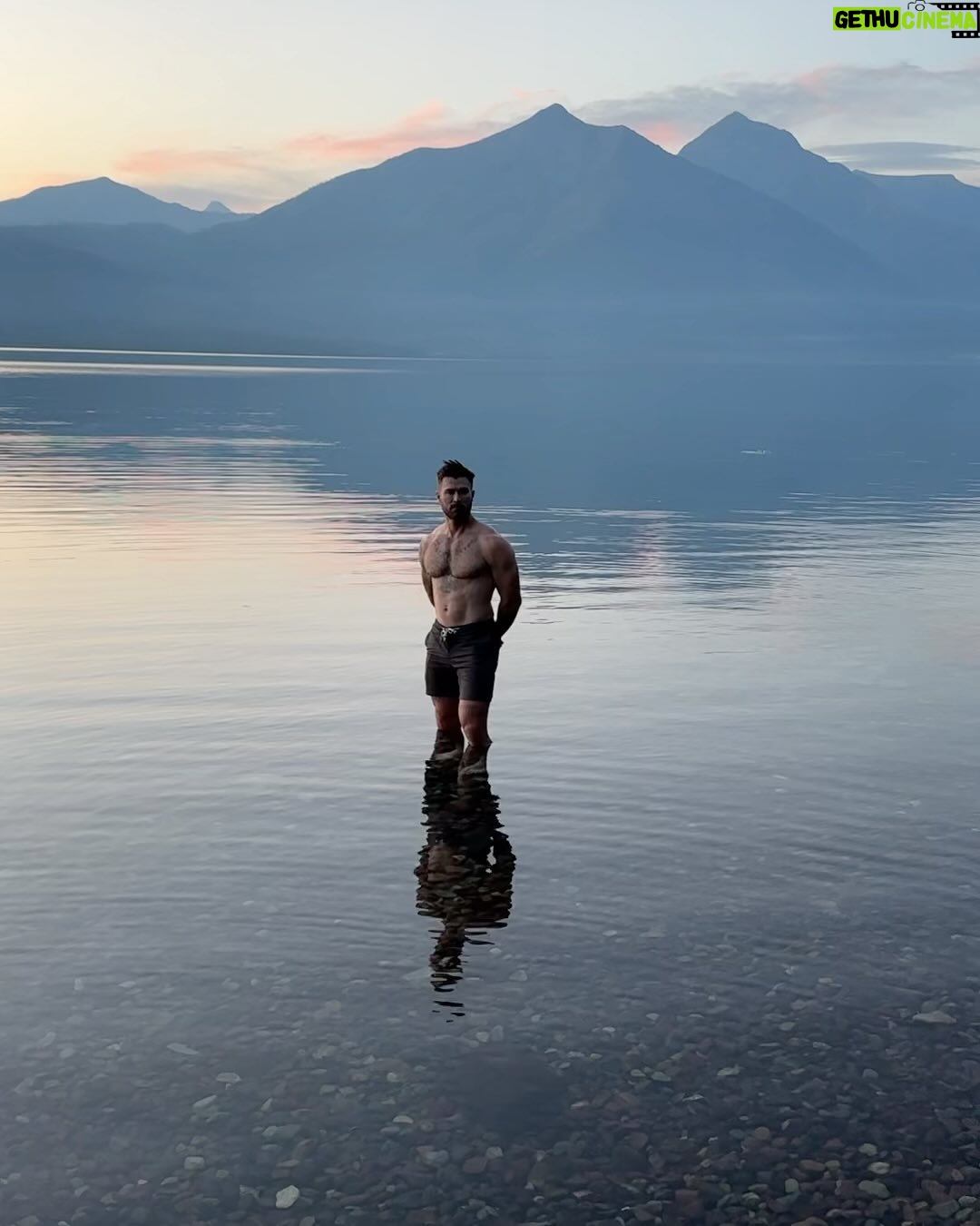 Kyle Krieger Instagram - Grateful for some incredible moments and days this year spending time with friends that I will cherish for a lifetime. Got a young pup, started a new career, challenged a lot of my own beliefs about what was possible for me, explored new national parks, checked a few things off my bucket list, went to therapy every week, deepened connections with loved ones, recovered from two surgeries, and watched my sister clinch a national title and go out on top. 11/10 year imo.