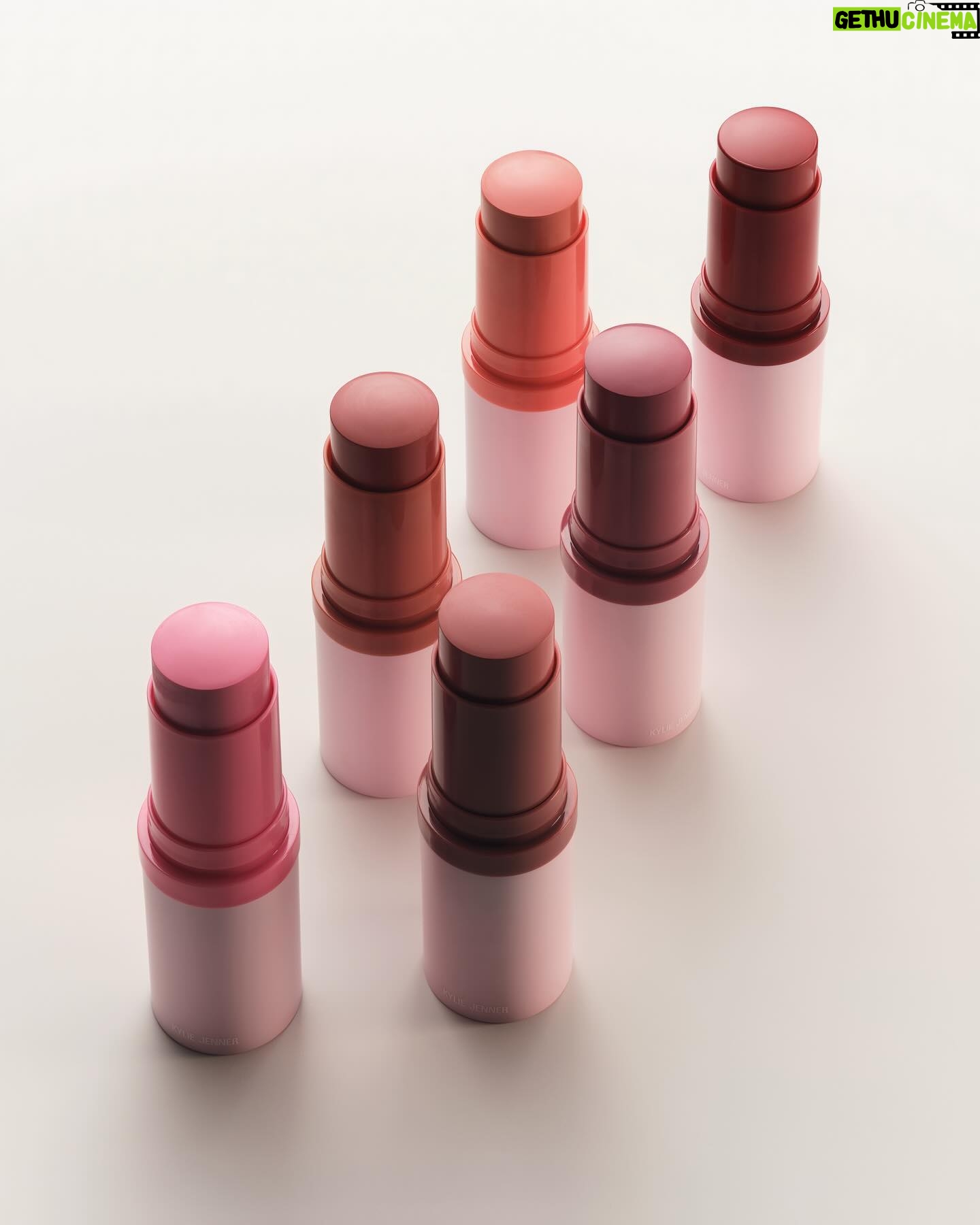 Kylie Jenner Instagram - POWDER BLUSH STICKS 💓💓 forever a blush girl. my new cream to powder formula by @kyliecosmetics coming APRIL 24 in 6 beautiful shades kyliecosmetics.com