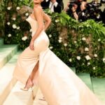 Kylie Jenner Instagram – felt like a princess 🥹🥹🥹👸🏻